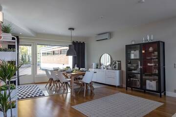 Фото номера Дом с 5 спальнями Виллы Pescator Villas г. Туусула 16